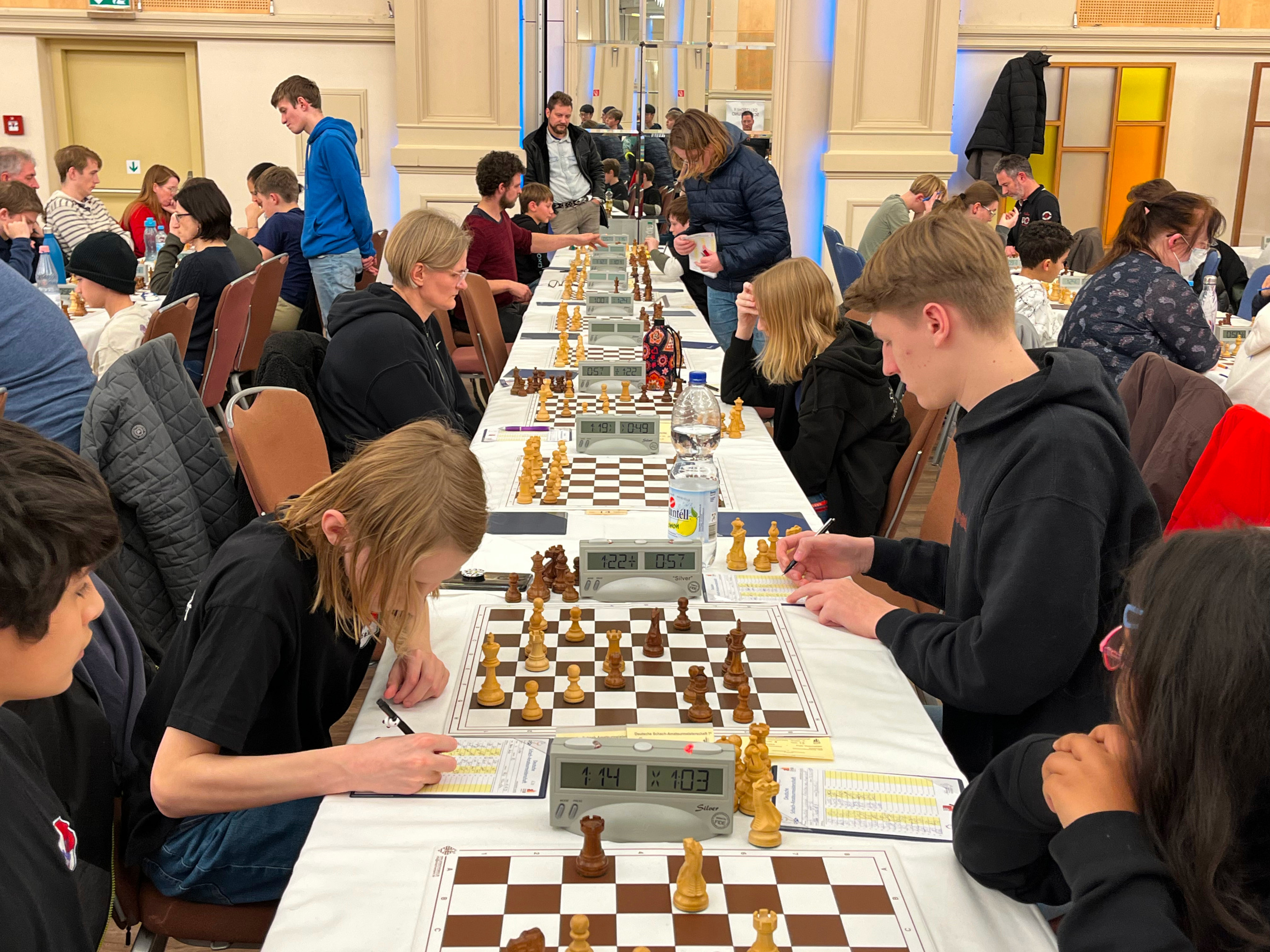 Ein Bild von weiteren Monheimer Spielern bei den Meisterschaften